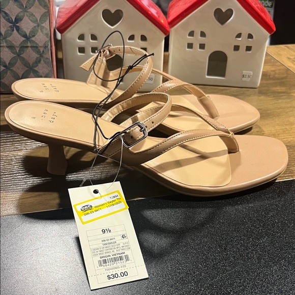 A New Day Women's Beige Strappy Sandals - Picture 2 of 5